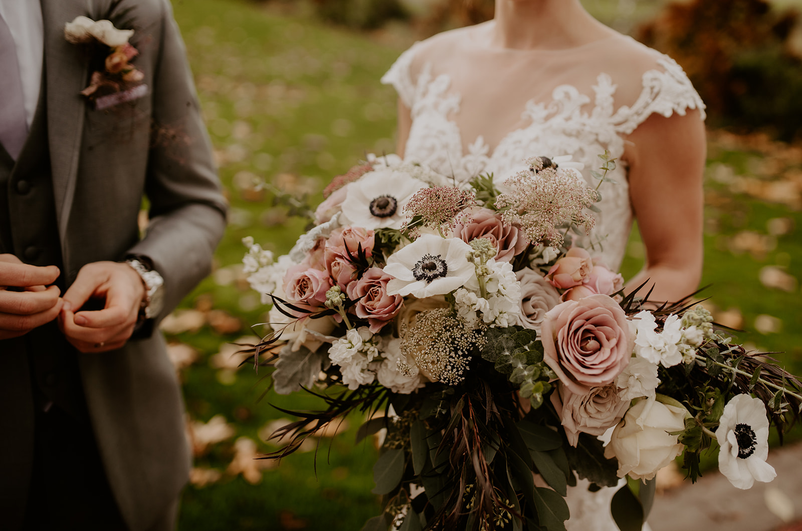 Kelley-Farm-Wedding-Bouquet-Details.jpg Bouquet details