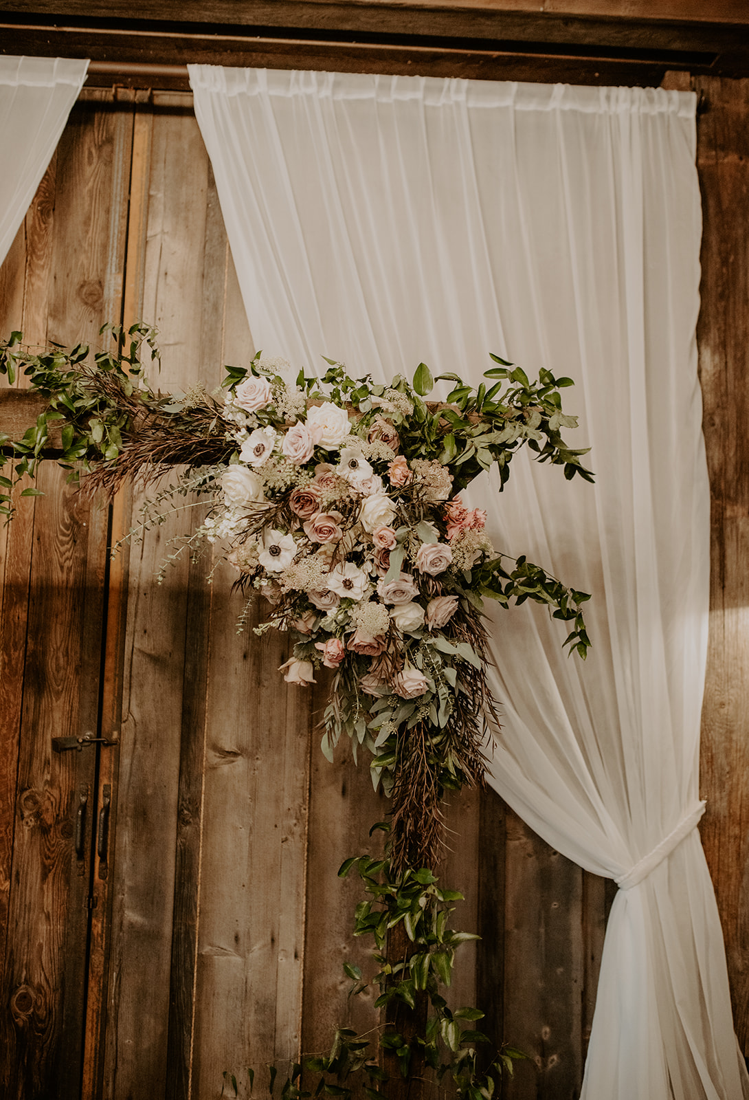Kelley-Farm-Wedding-Floral-Arch-Details.jpg Floral arch details