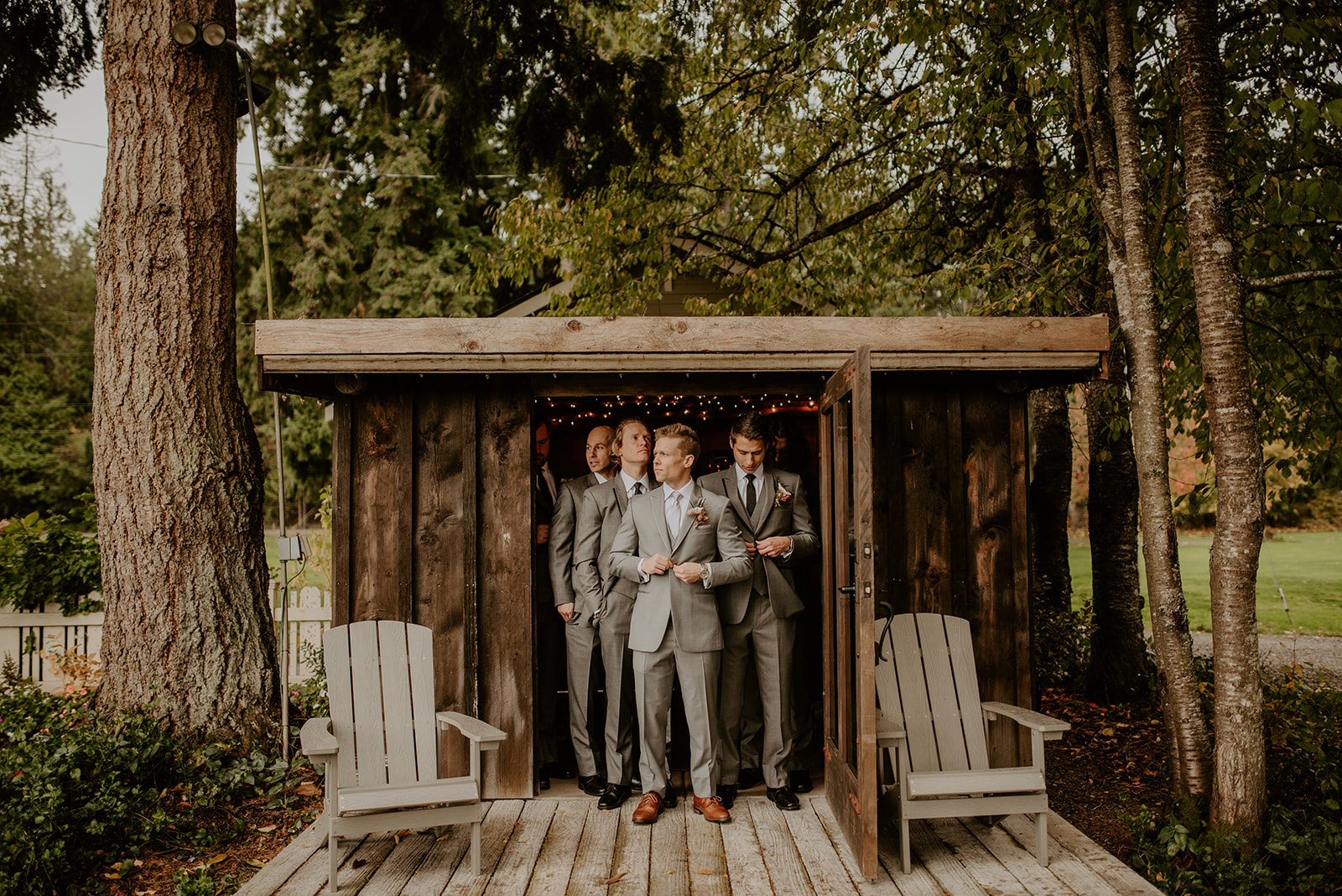 Kelley-Farm-Wedding-Groomsmen.jpg Groom and his groomsmen getting ready
