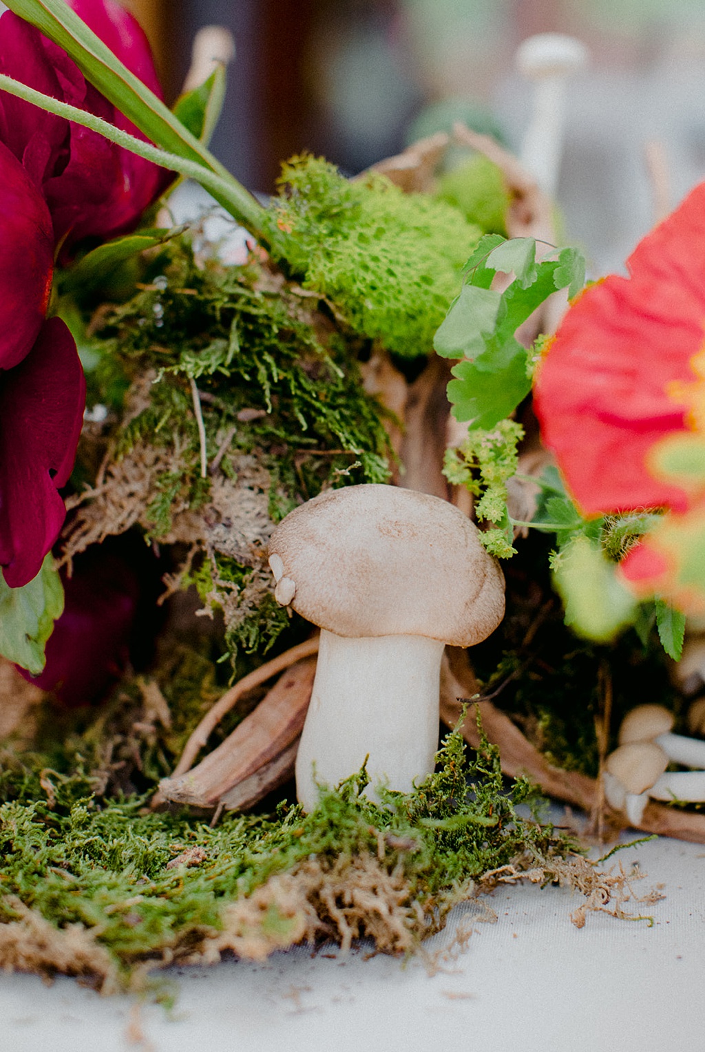 Bloom-Poet-Seattle-Wedding-Florist-Kiana-Lodge-Wedding-Mushroom A mushroom details of a centerpiece